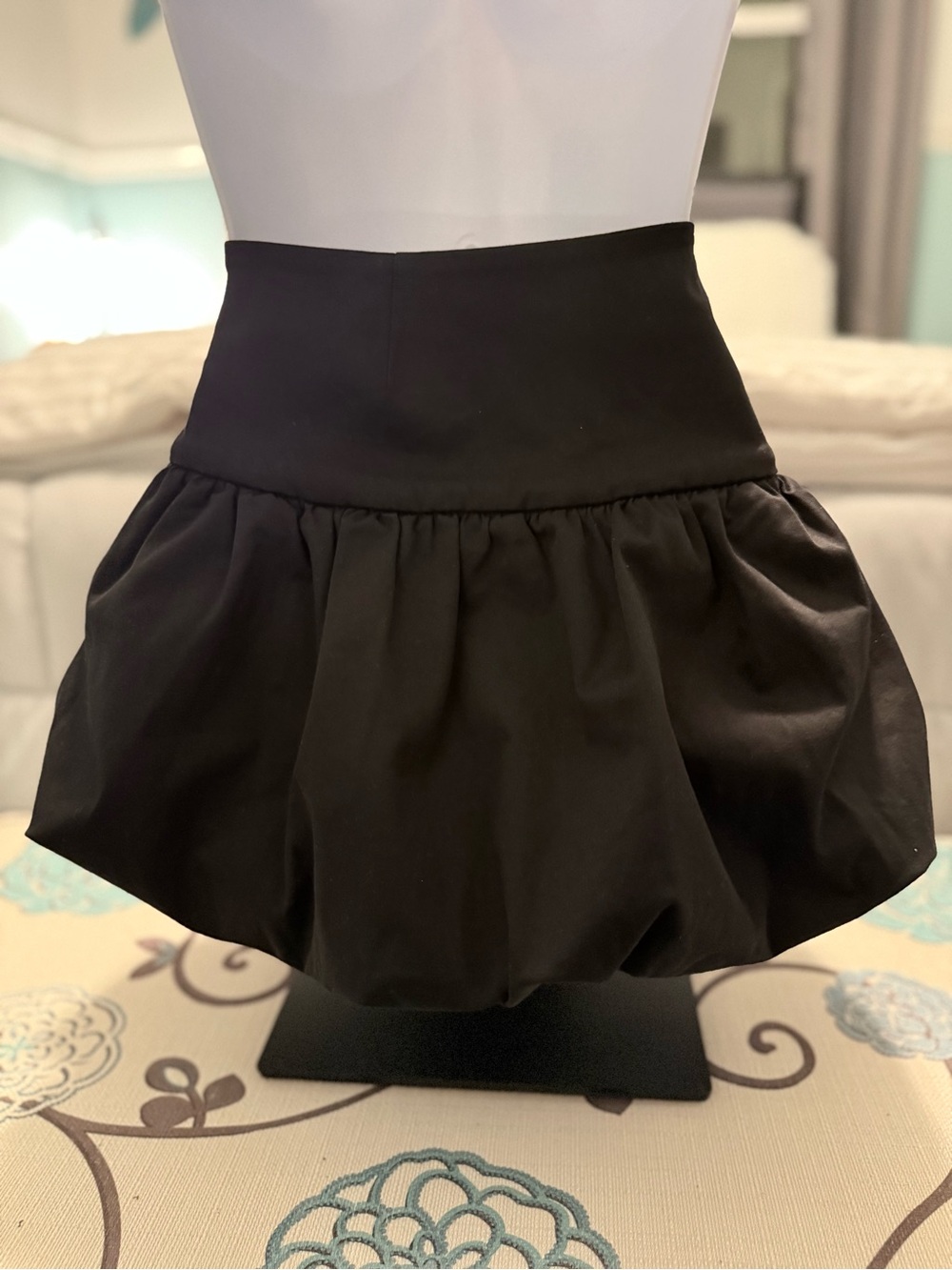 MAJORELLE Black Mini Skirt with Branded Tag - Picture 2 of 5